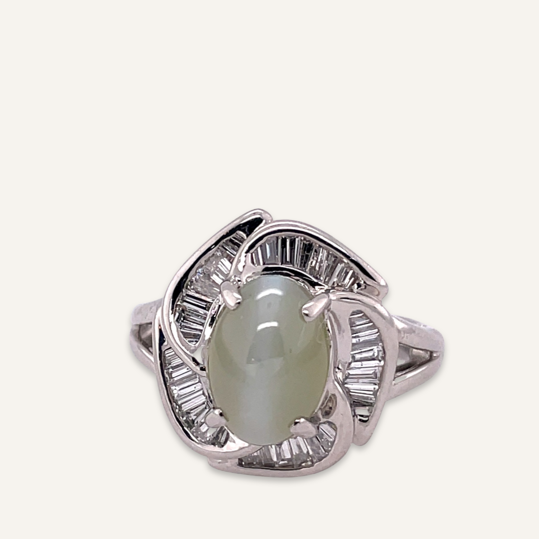Platinum Cat's Eye Chrysoberyl and Diamond Ring