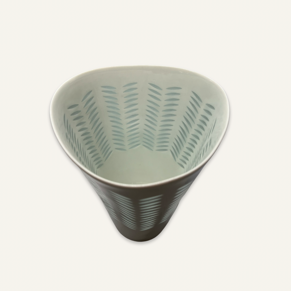 Rice Grain Vase, Friedl Kjellberg Production no. lah149
