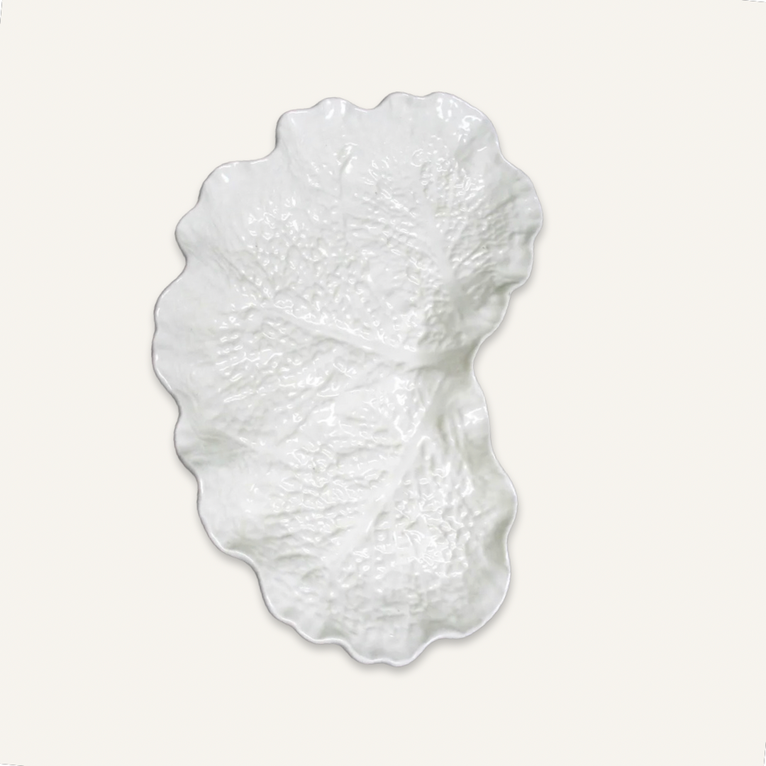 Spode Savoy Embossed Cabbage Leaf Crescent bone plates