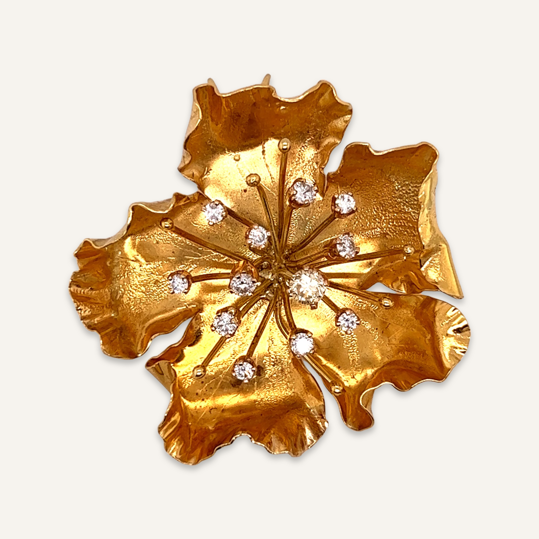 Trusso 18k Brooch with Diamonds