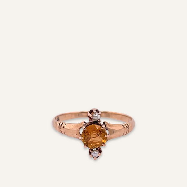 Victorian Glass Cabochon Ring with Pearls