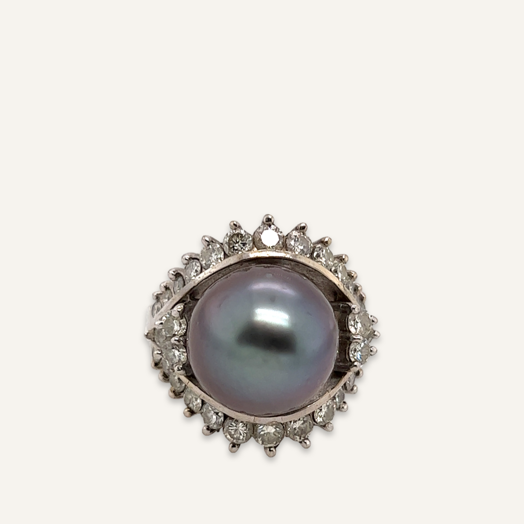 14k White Gold Black Pearl and Diamond Ring